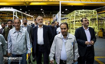 بازدید شهردار تهران از کارخانه خودروسازی «عقاب افشان» 16