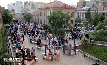 نشست هم‌ اندیشی اساتید و متخصصین طراحی صنعتی سراسر کشور با مدیران سازمان زیباسازی شهر تهران 1