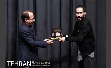 هفدهمین جشن سالانه انجمن منتقدان، نویسندگان و پژوهشگران خانه تئاتر 30