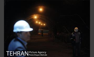 ورود دستگاه تمام مکانیزه(TBM) به ایستگاه مترو شهدا 36