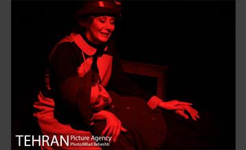 نمایش اکتبر 1942 پاریس 23