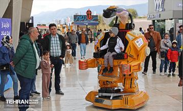 برج میلاد در ایام نوروز 48