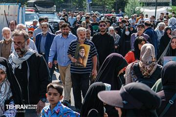 در حاشیه نماز جمعه تهران به امامت رهبر انقلاب 17