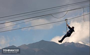 برج میلاد در ایام نوروز 40