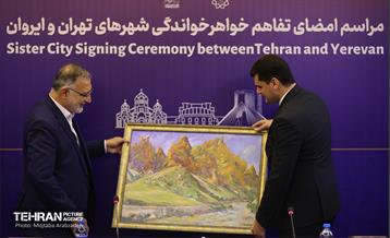 آیین امضای تفاهم‌نامه خواهرخواندگی بین تهران و ایروان 15