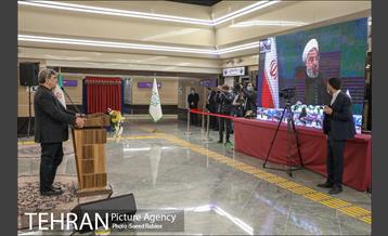 مراسم بهره برداری از ایستگاه برج میلاد 21