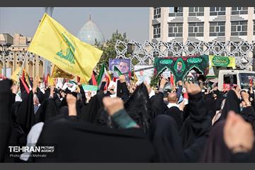 مراسم تشییع پیکر شهید سردار عباس نیلفروشان - ۱ 24