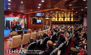 آیین نهمین دوره اهدای جوایز خوش حسابی شهرداری تهران 5