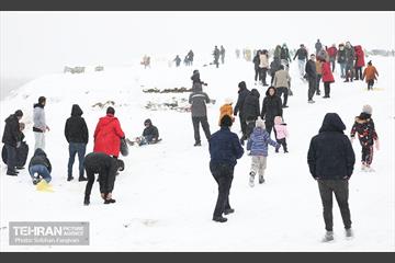 صبح آدینه برفی  1