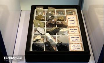 نهمین نمایشگاه تجهیزات و مواد آزمایشگاهی ایران ساخت 8