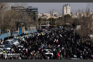اقامه نماز جمعه در مصلی امام خمینی(ره) در تهران 3