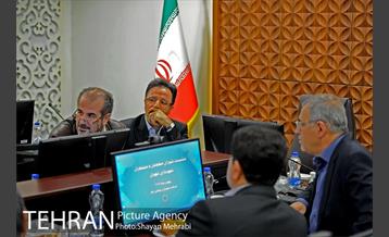 نشست شورای معاونان ومشاوران با حضور شهردار تهران 3