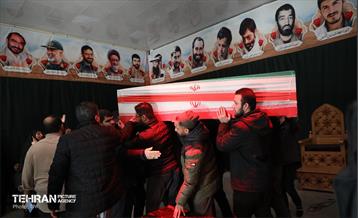 وداع با پیکر شهدای حافظان نظم و امنیت 42