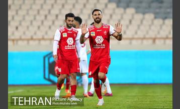 دیدار تیم های فوتبال پرسپولیس و شهر خودرو  35