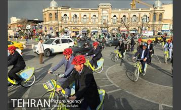 رکابزنی ‌پیروز حناچی و شهرداران کلانشهرها تا دفتر جهانگیری 34