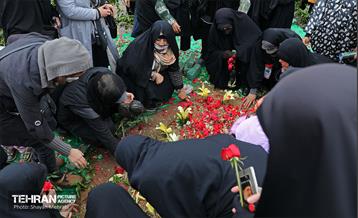 مراسم تشییع و تدفین شهید گمنام در بوستان ولایت 39