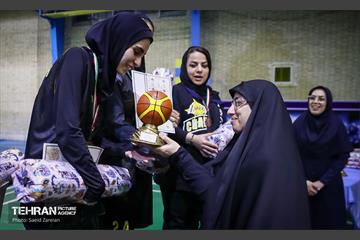 مسابقات بسکتبال بانوان شهر تهران 15