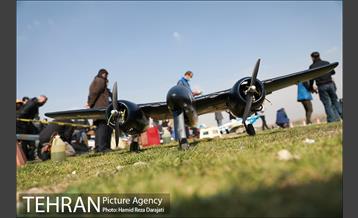 پرواز مدل ها بر فراز آسمان پایتخت 15