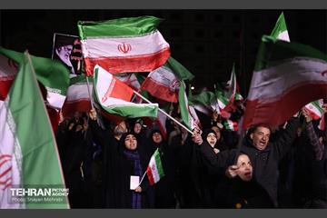 عزاداری مردم تهران در پی شهادت رهبر انقلاب اسلامی 25