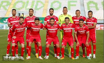 دیدار تیم های فوتبال پرسپولیس و آلومینیوم اراک 1