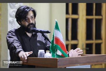 نشست شهردار تهران با اهالی شعر و ادب 22