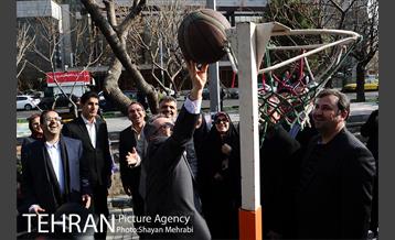 بازدید نماینده مجلس و استاندار تهران از نورزگاه بلوار کشاورز 30