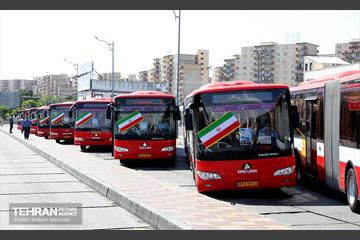 آیین بهره‌برداری از ۴۰ دستگاه اتوبوس دوکابین بازسازی شده 19