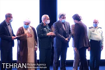 همایش نکوداشت پیشکسوتان و رزمندگان دفاع مقدس 35
