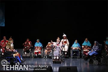 نمایش فاخر رستم و سهراب 13