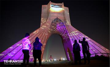 ویدئو مپینگ محرم در برج آزادی 22