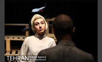 نمایش قوی تر 15