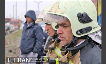 بازدید مدیران شهری از لایروبی و رسوب زدایی شبکه جمع آوری آبهای سطحی 13