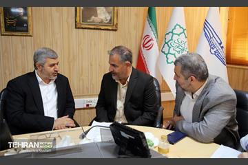 بازدید مدیرکل سرمایه انسانی از شرکت واحد اتوبوسرانی 2