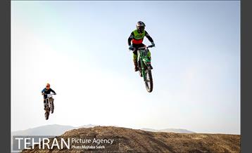 افتتاح پیت استاپ پیست اتومبیلرانی 19