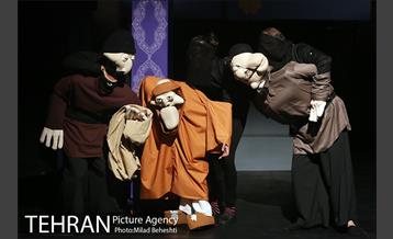 ⁣نمایش حکایت حکایت طبیب اجباری مولیر‎ 10