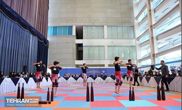 نشست صمیمانه شهردار تهران با قهرمانان، پیشکسوتان و مدیران ورزشی کشور 33