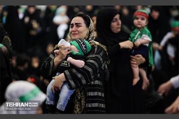 مراسم شیرخوارگان حسینی در مصلای تهران 11