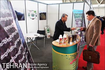 بازدید رئیس شورای شهر تهران از نمایشگاه بین المللی پسامد، بازیافت 8