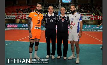 دیدار تیم های والیبال پیکان تهران و سایپا تهران