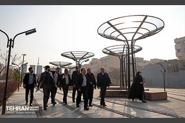 بازدید مدیرکل حوزه شهردار تهران از باغ راه حضرت زهرا(س) 53