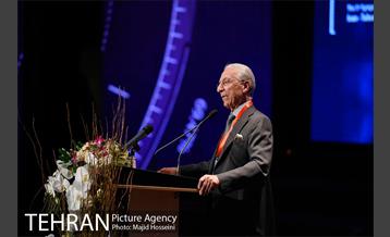 مراسم رونمایی از تندیس پروفسور سمیعی 4