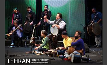 کنسرت گروه رستاک‎ 18