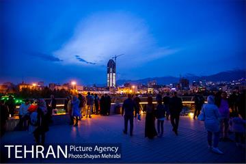 ساعت زمین در تهران 12