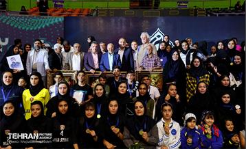 افتتاحیه دومین دوره مسابقات قهرمان شهر 4