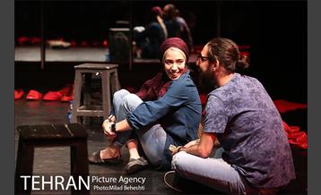 نمایش به طرز‎ 6