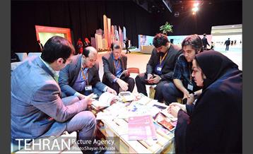 گشت و بازدید هیات ایرانی شهرداری تهران از نمایشگاه 30