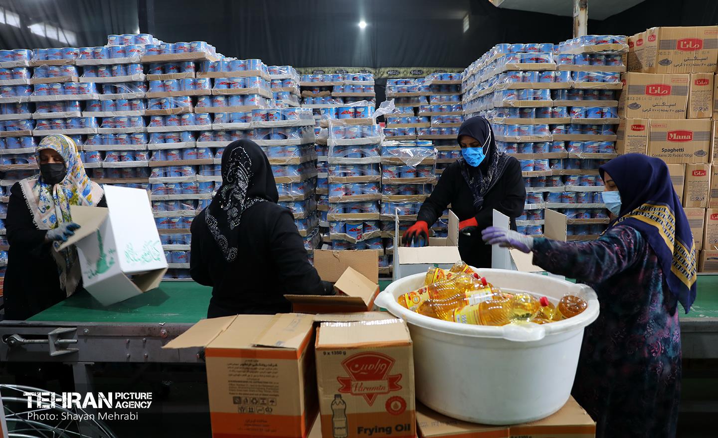 دومین مرحله از طرح اهداء بسته های معیشتی به پاکبانان 5