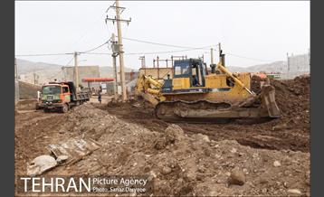 فعالیت شهرداری تهران در منطقه پل دختر 54