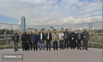 بازدید عضو شورای شهر تهران از اراضی عباس آباد  2