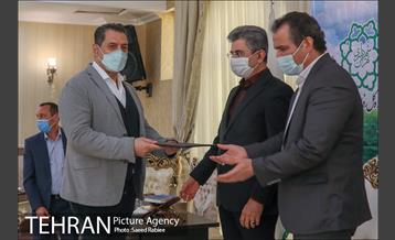 مراسم درختکاری به مناسبت یادبود همکاران جانباخته کرونا در شهرداری تهران 21